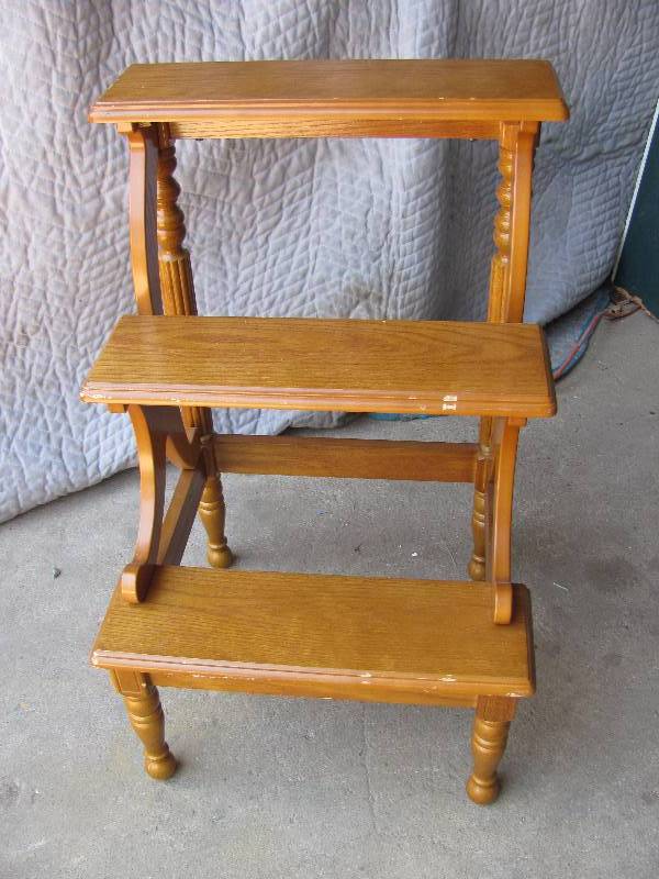 lot 8068 image: 3 - Tier Step Shelf  Table - VERY UNIQUE - approx 20 x 32