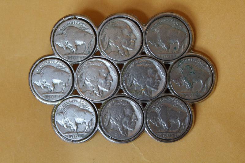 lot 8449 image: Belt Buckle w 10 Buffalo Nickels
