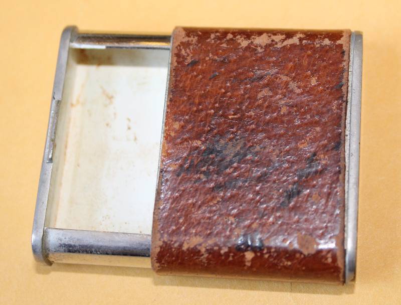 lot 8451 image: Vintage Pill Box - Germany