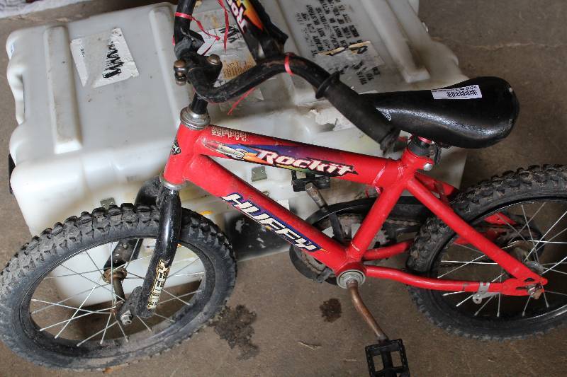 lot 9024 image: Huffy Rockit Bicycle