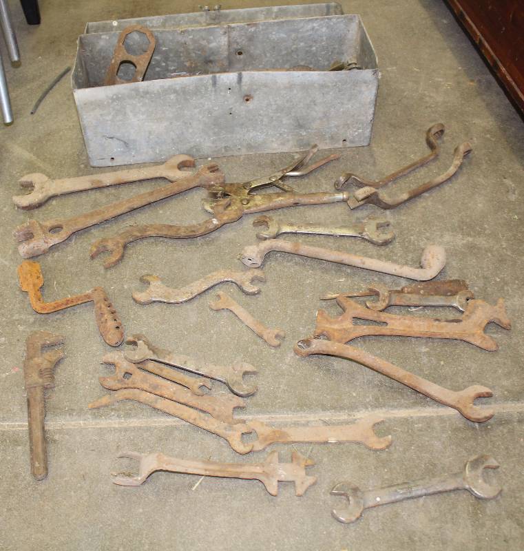 lot 9059 image: Tool Box w antique wrenches including 2 FORD wrenches