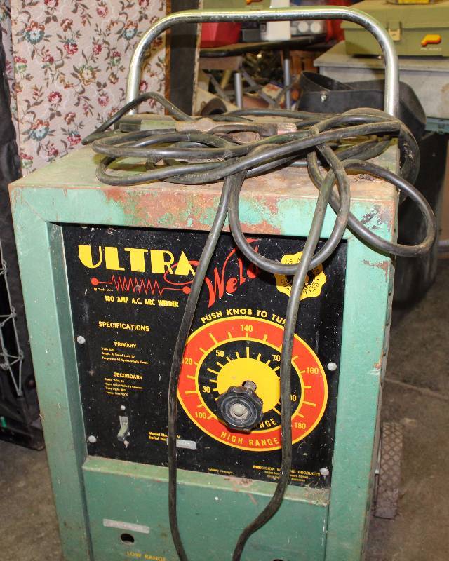lot 9062 image: Ultra Weld Welder - 180 Amp