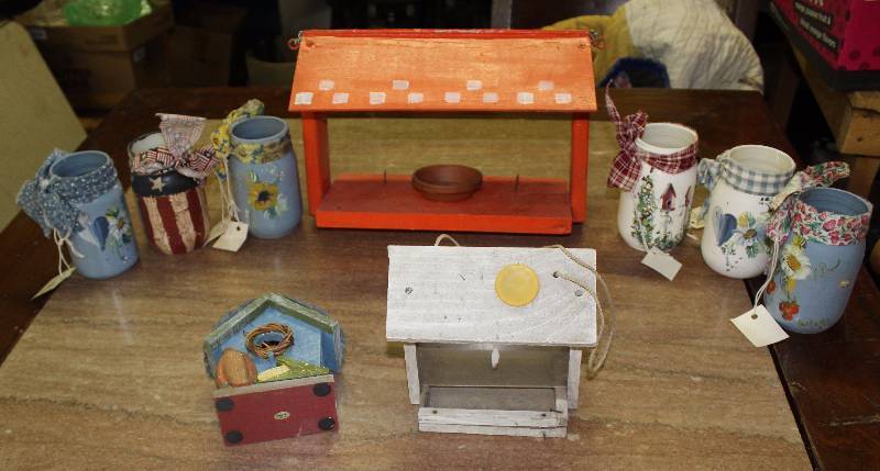 lot 9076 image: Lot of 3 Birdhouses and 6 painted jars - unique
