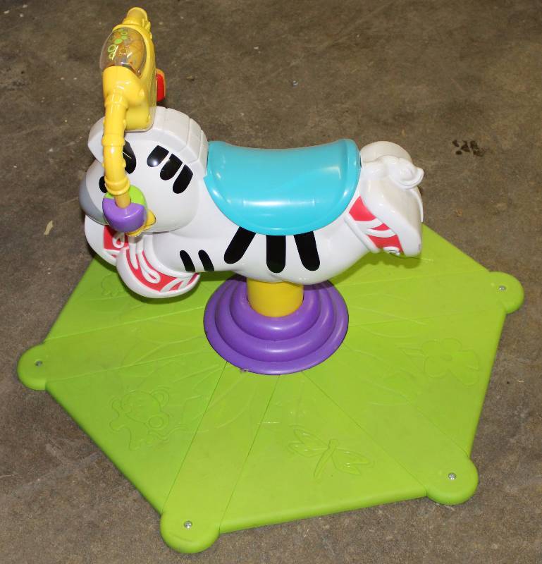 lot 9105 image: Toddler Ride On Toy - Cute