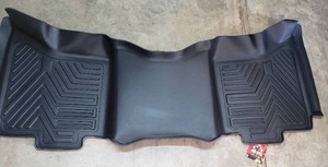 lot 5957 image: Yita Motor Floor Mats ( 2 x 53 2 2x2)