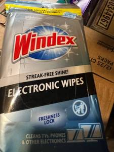 lot 30052 image: Windex electronic wipes (12packs)