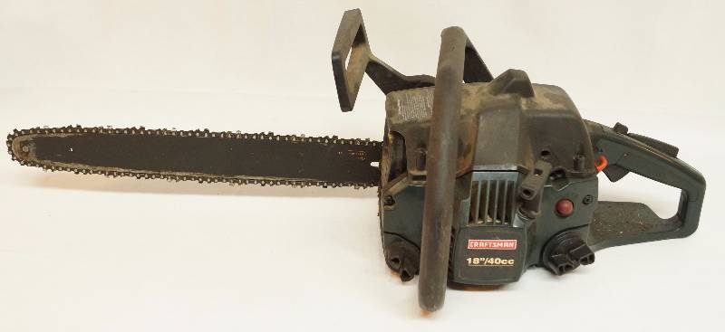 lot 4143 image: Craftsman 18 - 40cc Gas Powered Chain Saw brake - worked last time used