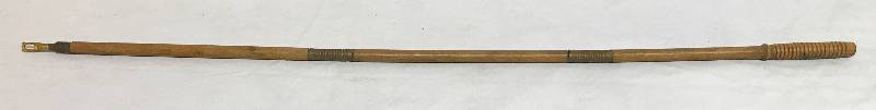 lot 4150 image: Three-Piece Manual Fishing Pole - Really neat