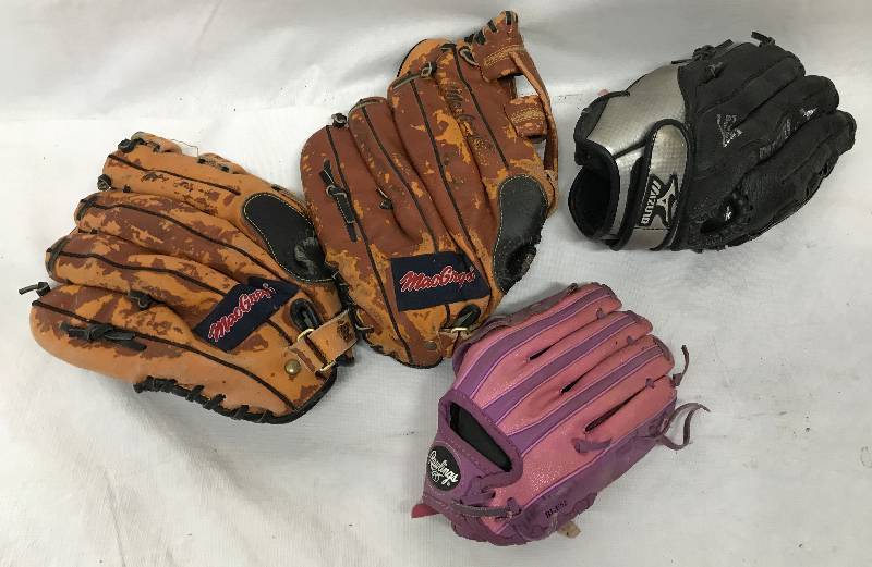 lot 4089 image: Lot of 4 baseball  softball gloves - broke in