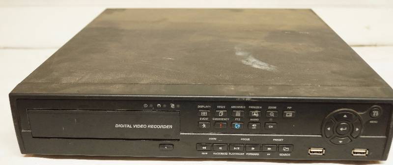 lot 4176 image: Digital Video Recorder - M#E0412AK - unknown working condition