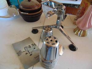 lot 4570 image: Saladmaster with manual