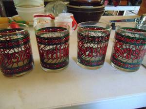 lot 4572 image: Set of 4 Seasons Greetings  stained glass style glasses