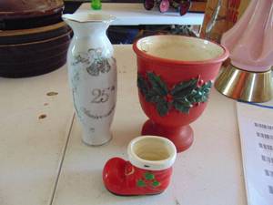 lot 4574 image: Three pieces of Lefton including Christmas boot