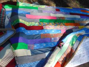 lot 4582 image: Twin size quilt