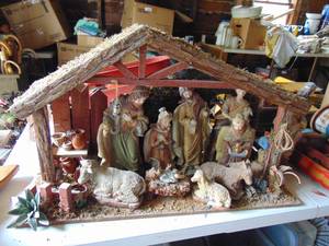 lot 4737 image: Large scale Nativity set