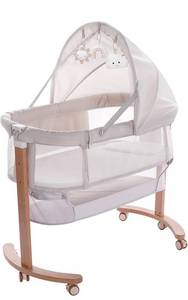 lot 2302 image: Baby Bassinet Retail $179.99 AZM6223