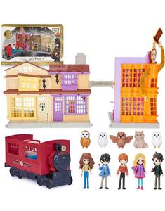 lot 2308 image: Harry Potter Play-set Retail $58.99 AZM6223