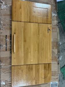 lot 2373 image: Wooden Portable Laptop Desk Retail $39.99 AZM6223
