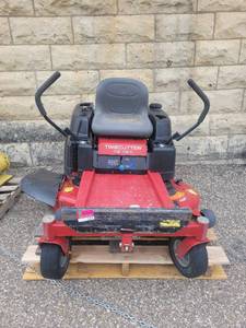 lot 1319 image: Toro TimeCutter SS 4216 Zero Turn Lawn Mower
