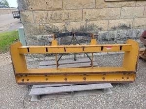 lot 1326 image: 6ft King Kutter Tractor Attachment