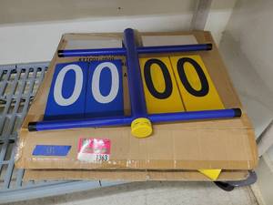 lot 1363 image: PVC Adjustable Scorekeeper