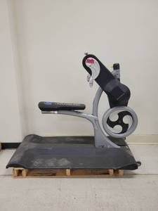 lot 1374 image: Matrix Exercise Equipment