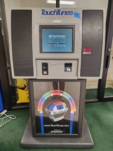 lot 1378 image: Genesis M1-04 Touch Tunes Digital Jukebox by Bose