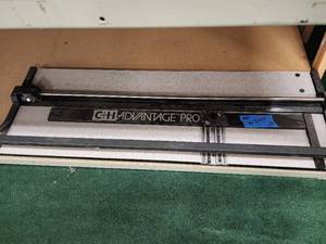 lot 12969 image: CH Advantage Pro 36in Mat Cutter