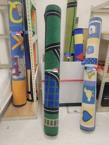 lot 1422 image: 9ft Childrens Road Themed Activity Rug