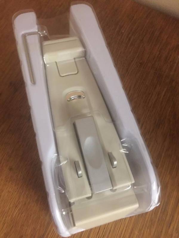 lot 1186 image: Two new safety no drill top of door guard res...