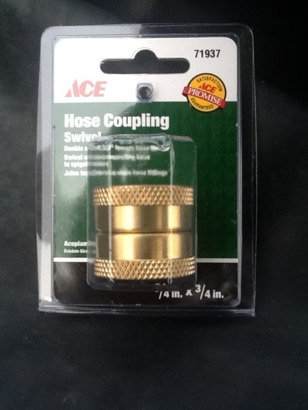lot 7621 image: This lot is for 15 New brass hose couplings