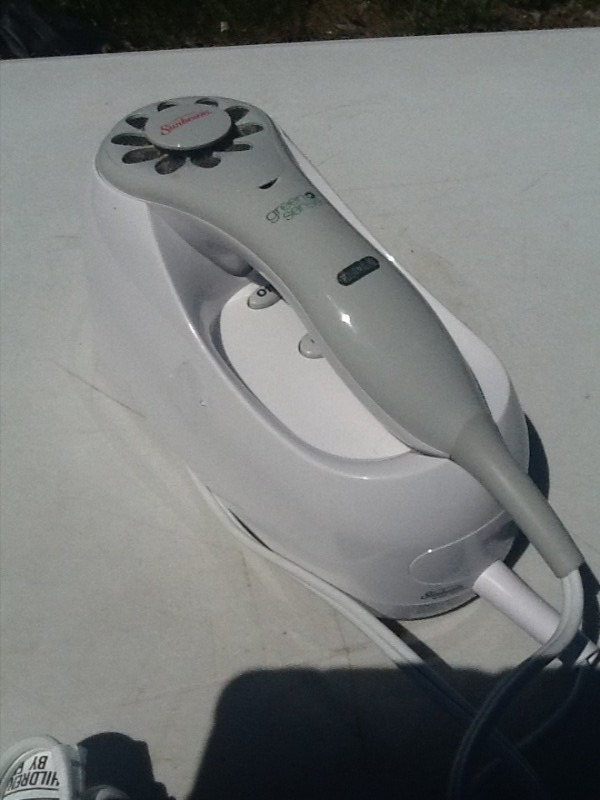 lot 7756 image: Hairdryer with the stand automatically shuts off when put it back into stand