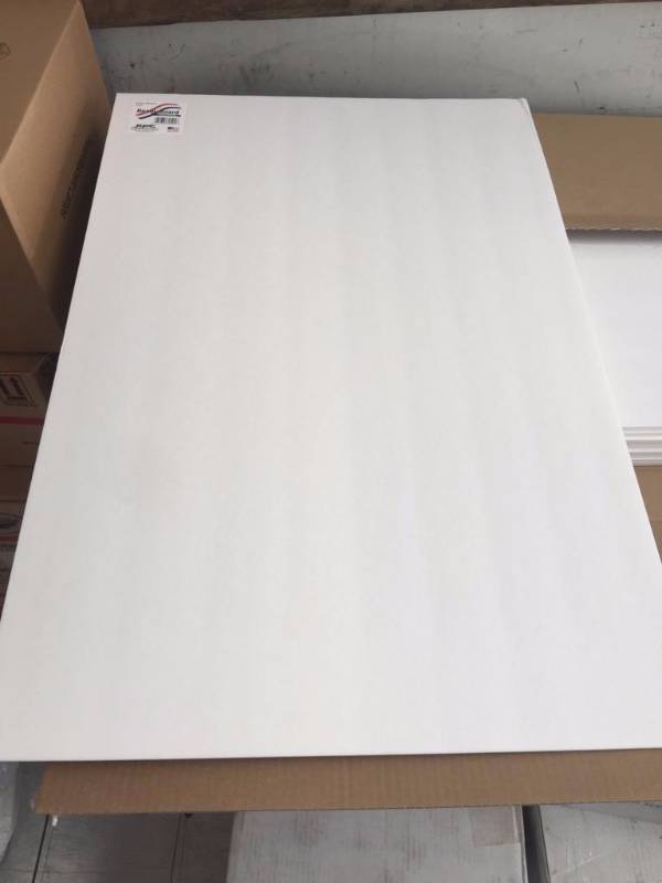 lot 846 image: Case of 10 20 x 30 ready board foamboard ma...