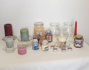 lot 1016 image: Candles and Holders