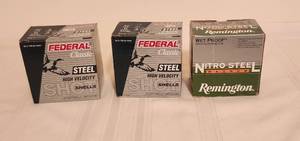lot 1055 image: 2 Boxes Federal 12 Gauge, 1 18 oz shot, 4 shot Shells, - 1 Box Remington 12 gauge, 3 inch, 1 38 oz shot, 4 Shot Shells