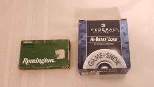lot 1056 image: Federal 12 gauge, 2 34 inch, 1 14 oz shot, 6 shot, 1 Box - Remington Buckshot 12 gauge, 2 34 inch, 000  (short one shell)
