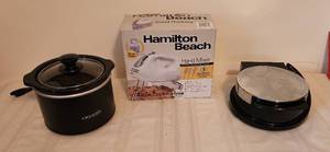 lot 1076 image: Hamilton Beach Hand Mixer with Snap on Case Model 62632R - Crock Pot Model SCR 151-NP Slow Cooker - Oster Waffle Iron Model 3865 Style WM-100