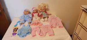 lot 1092 image: 3 Dolls with Clothes and Toys