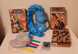 lot 1104 image: Games Elefun Elephant - 3 New Board Games - Ziiiiper Magnet Game