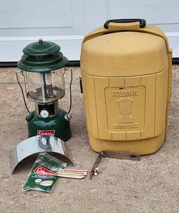 lot 2001 image: Coleman Lantern Model 220J with Carrying Case and Accessories