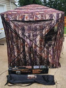 lot 2014 image: True Timber Pentagon Blind, Shooting Width 68 and Standing Height 61 - Only used 1 Time