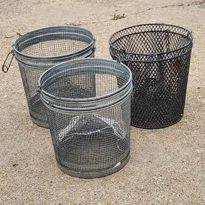 lot 2022 image: 3 Minnow Traps