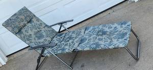 lot 2057 image: Lounge Chaise - Folds Up