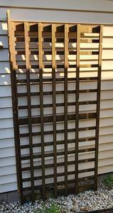 lot 2059 image: Wood Rectangle Trellis, 6x3 -6 Fan Trellis - White Wood HD Trellis 6.5x3