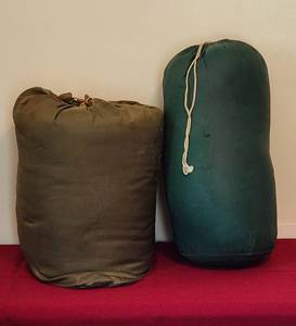 lot 2071 image: 2 Sleeping Bags - Summit II, Finished Size 32x90