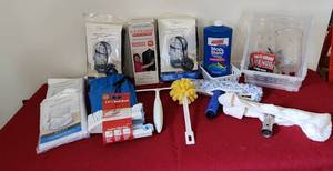 lot 2083 image: Cleaning Supplies - Laundry Bags - EZ Steamer