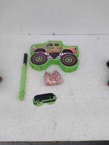 lot 53906 image: Monster Truck Pinata