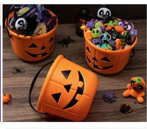 lot 53914 image: 5 - Joyin Halloween Trick or Treat Pumpkin Bucket Jack O Lantern Candy Baskets