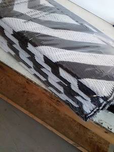 lot 54050 image: RV Rug 9 x 18, Black And White