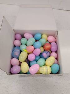 lot 54120 image: Kiss Monkey Box Of Easter Eggs Filled With Toys